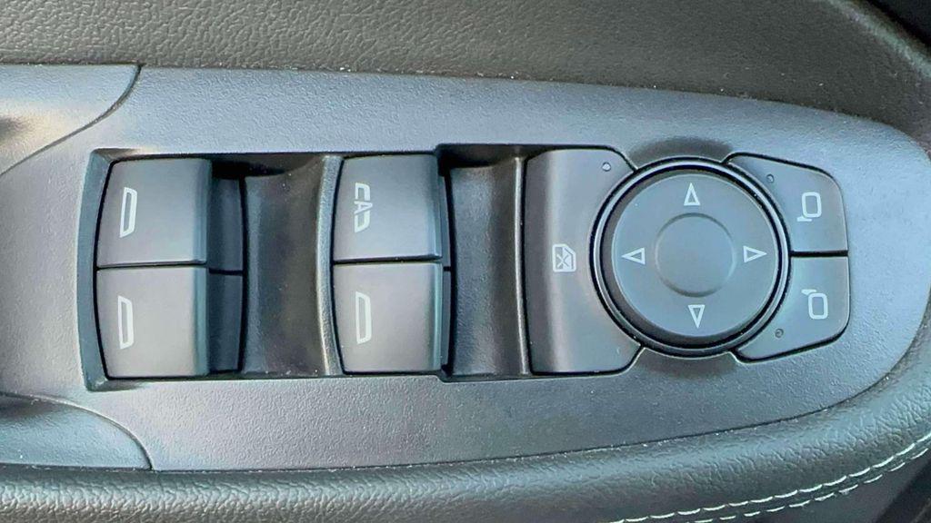 used 2024 Buick Encore GX car, priced at $17,995