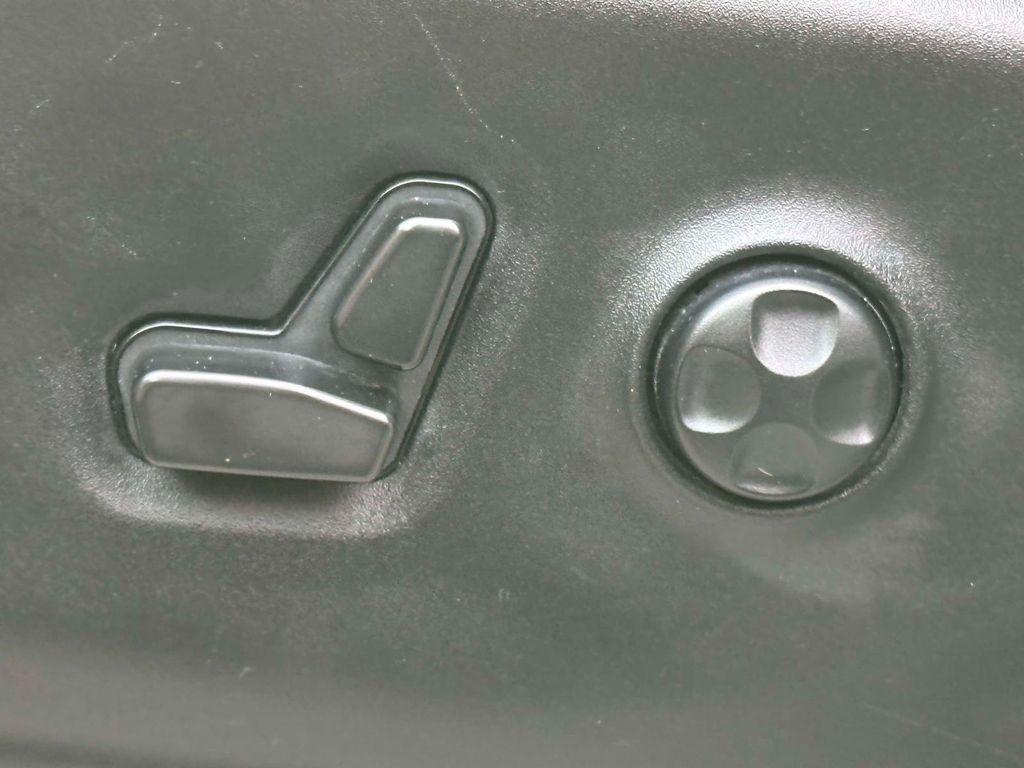 used 2023 Chrysler Pacifica car, priced at $24,995