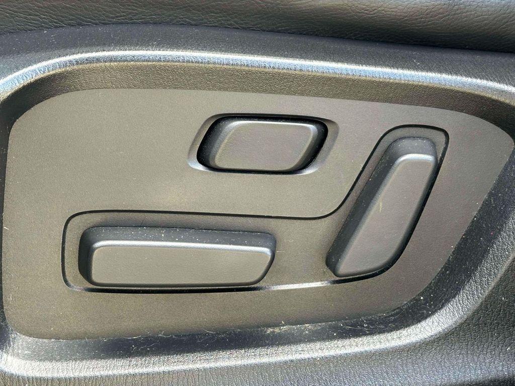 used 2023 Mazda CX-9 car, priced at $23,995