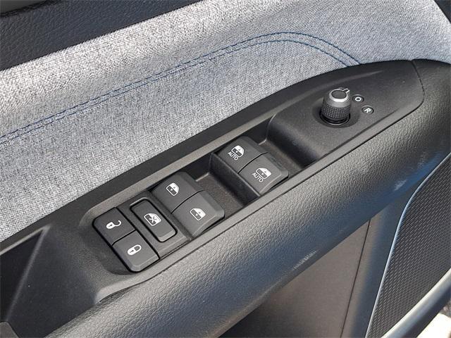 used 2022 Jeep Compass car, priced at $19,990