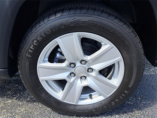 used 2022 Jeep Compass car, priced at $19,990