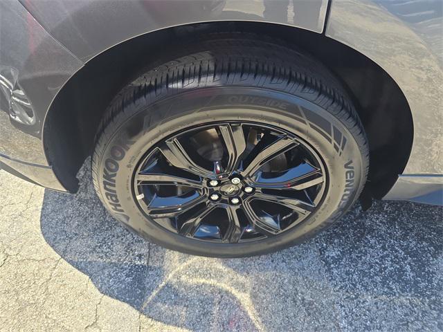 used 2023 Ford Edge car, priced at $22,990