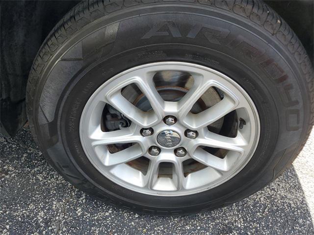 used 2018 Jeep Grand Cherokee car, priced at $11,990