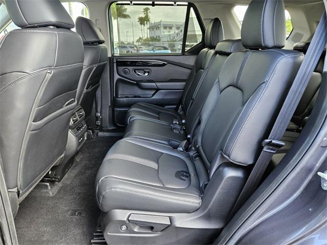 used 2023 Honda Pilot car, priced at $38,490