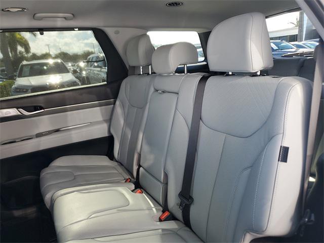 used 2024 Hyundai Palisade car, priced at $30,990