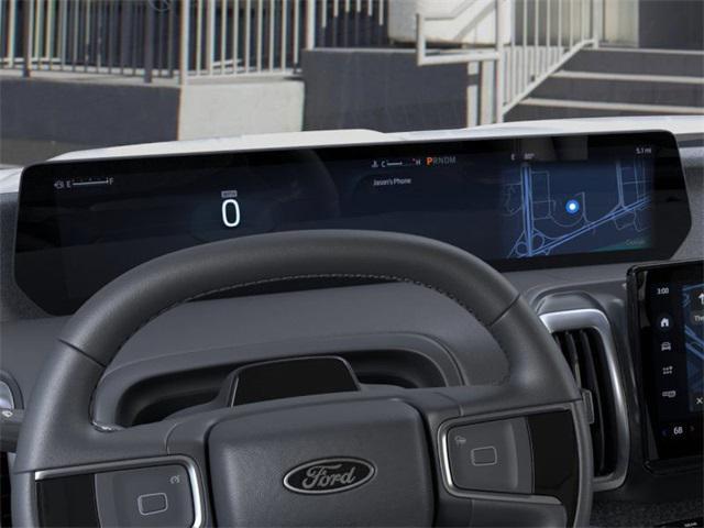 new 2025 Ford Expedition car, priced at $84,020