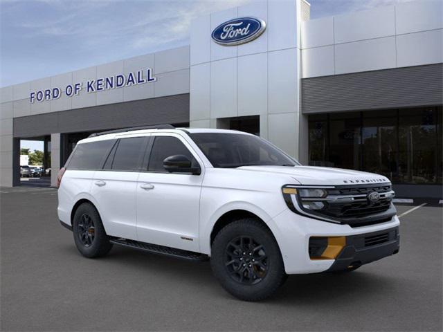 new 2025 Ford Expedition car, priced at $84,020