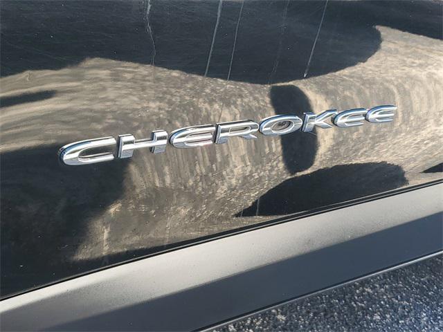 used 2019 Jeep Cherokee car, priced at $17,490
