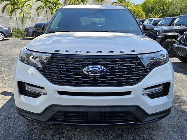 used 2022 Ford Explorer car, priced at $31,990
