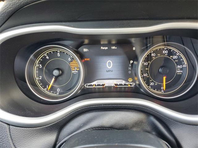 used 2016 Jeep Cherokee car, priced at $9,990