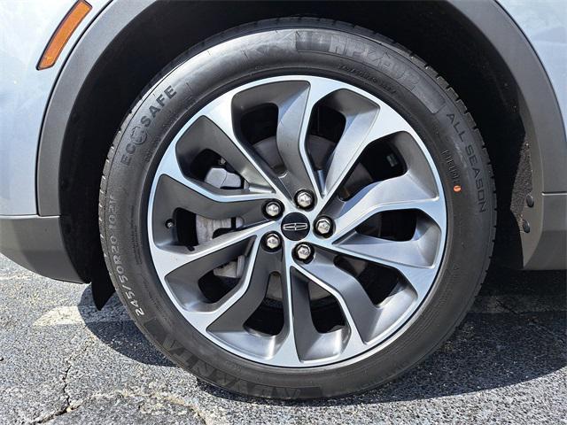used 2022 Lincoln Nautilus car, priced at $32,990