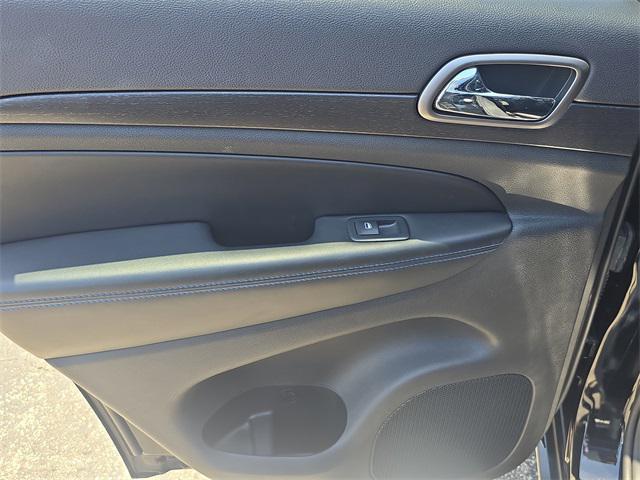 used 2018 Jeep Grand Cherokee car, priced at $17,590