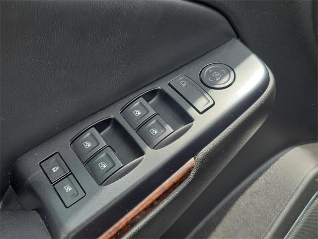used 2015 GMC Yukon car, priced at $14,990