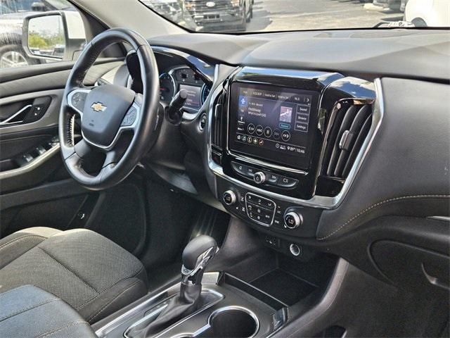 used 2021 Chevrolet Traverse car, priced at $20,990
