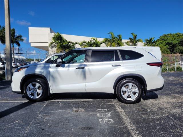 used 2023 Toyota Highlander Hybrid car, priced at $37,990