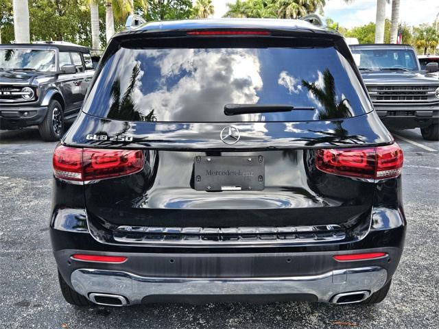 used 2022 Mercedes-Benz GLB 250 car, priced at $26,990