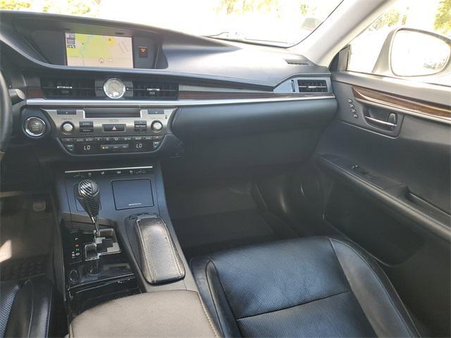 used 2013 Lexus ES 350 car, priced at $14,590