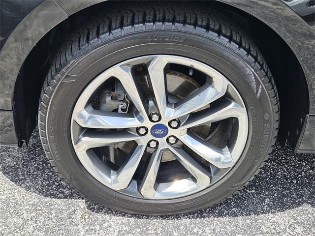 used 2015 Ford Edge car, priced at $13,990