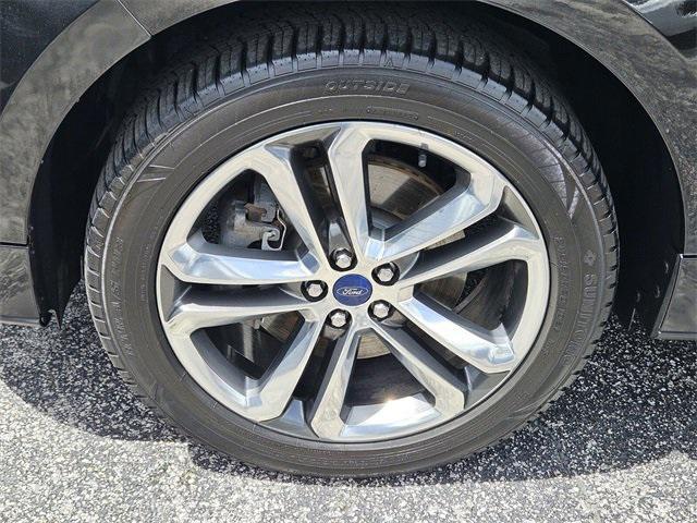 used 2015 Ford Edge car, priced at $13,990