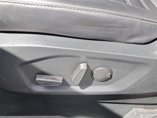 used 2022 Ford Edge car, priced at $22,990