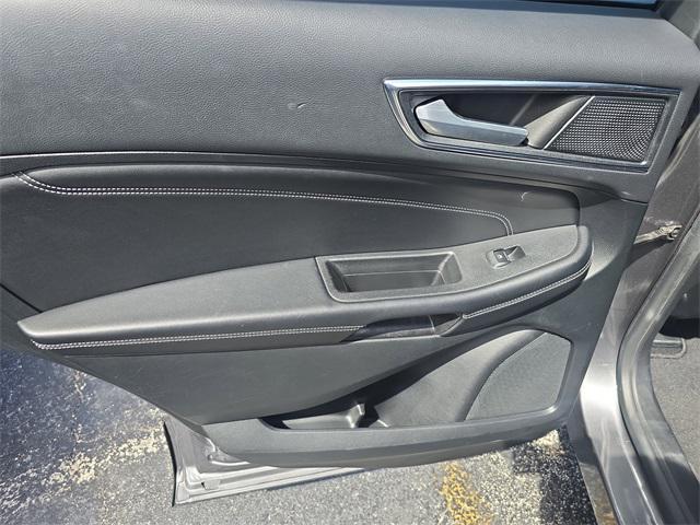 used 2022 Ford Edge car, priced at $24,990