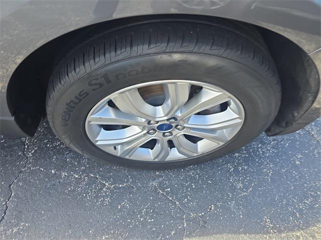 used 2022 Ford Edge car, priced at $24,990