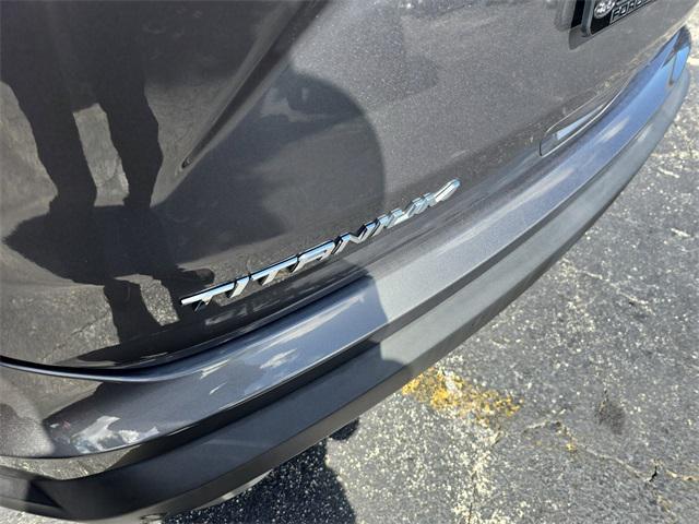 used 2022 Ford Edge car, priced at $24,990