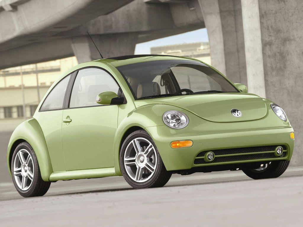 used 2004 Volkswagen New Beetle car, priced at $2,990