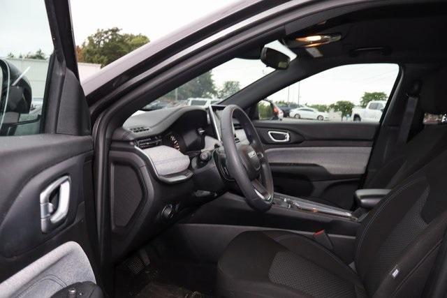 used 2023 Jeep Compass car, priced at $22,200