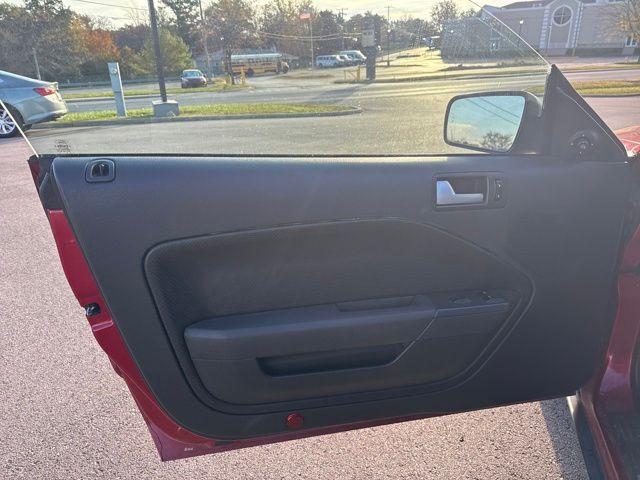 used 2006 Ford Mustang car, priced at $9,900