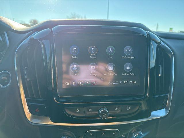 used 2023 Chevrolet Traverse car, priced at $33,200