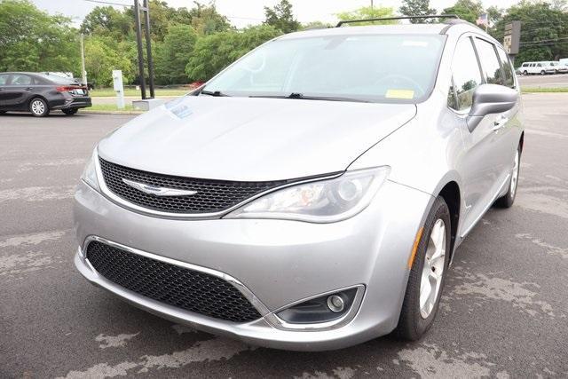 used 2017 Chrysler Pacifica car, priced at $11,000