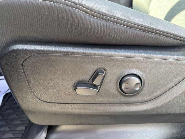 used 2025 Ram 1500 car, priced at $44,000