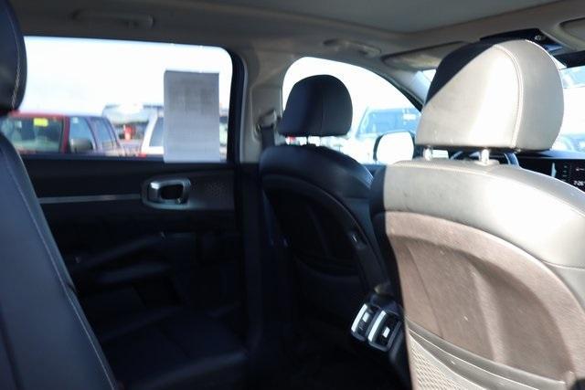 used 2021 Kia Sorento car, priced at $27,200