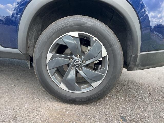 used 2025 Nissan Rogue car, priced at $24,700