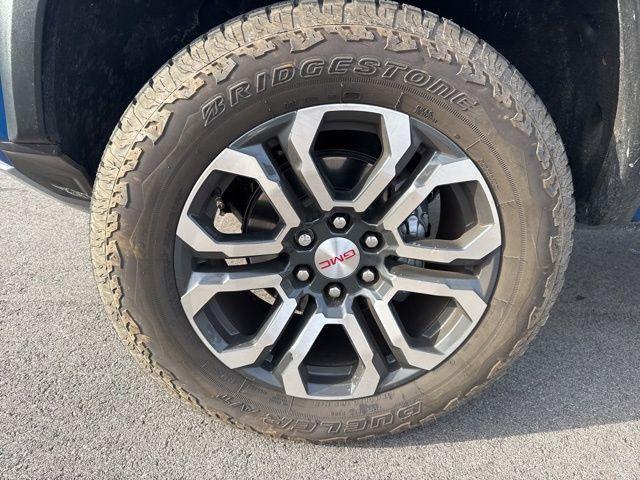 used 2024 GMC Canyon car