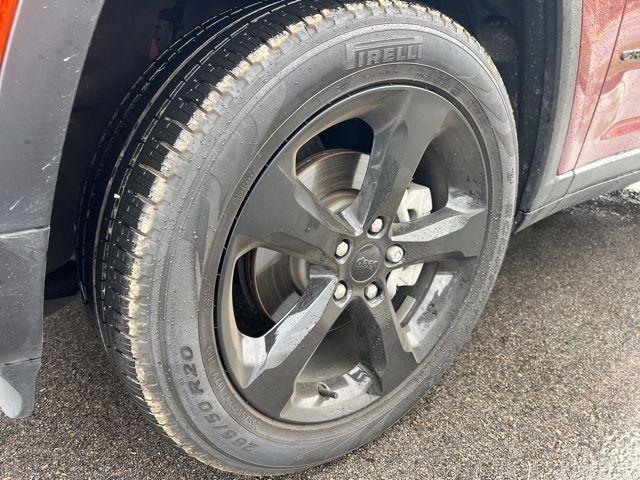 used 2023 Jeep Grand Cherokee car, priced at $34,500