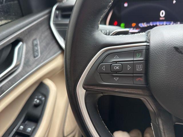 used 2022 Jeep Grand Cherokee car, priced at $29,900