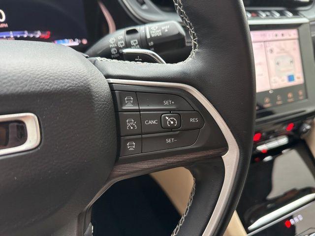 used 2022 Jeep Grand Cherokee car, priced at $29,900