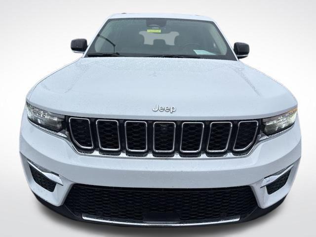 used 2022 Jeep Grand Cherokee car, priced at $29,900