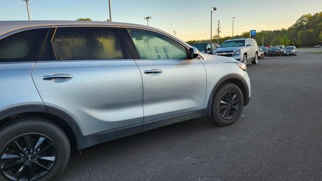 used 2019 Kia Sorento car, priced at $8,000