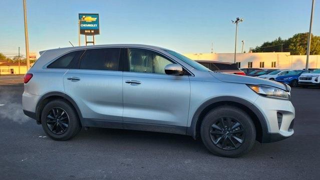 used 2019 Kia Sorento car, priced at $8,000