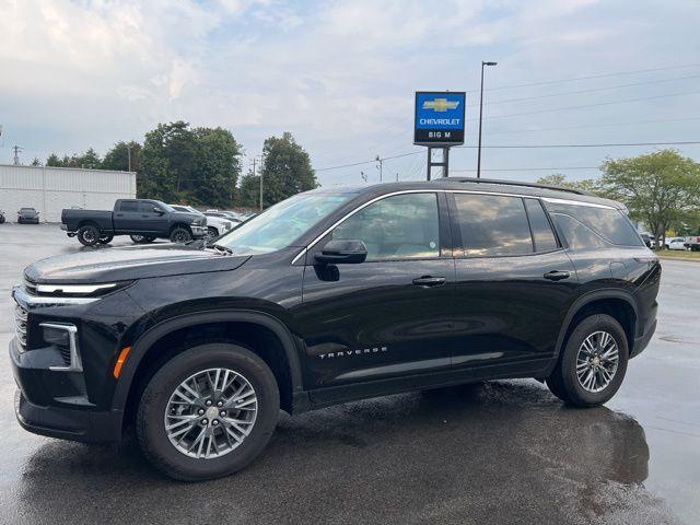 used 2025 Chevrolet Traverse car, priced at $38,000