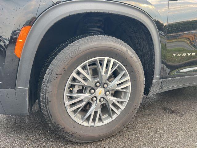 used 2025 Chevrolet Traverse car, priced at $38,000