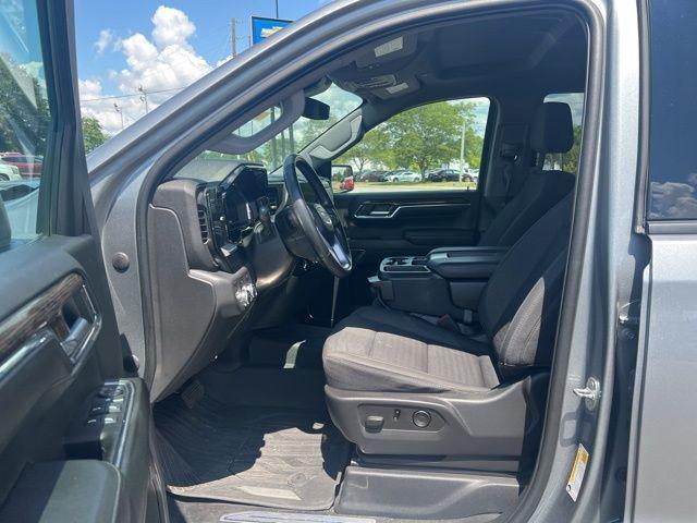 used 2023 GMC Sierra 1500 car, priced at $40,000
