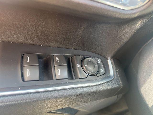 used 2023 GMC Sierra 1500 car, priced at $40,000