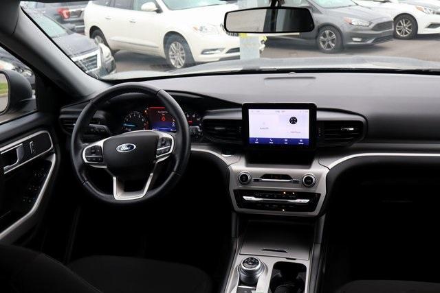 used 2022 Ford Explorer car, priced at $27,900