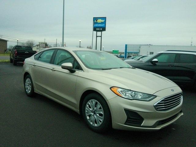 used 2019 Ford Fusion car, priced at $13,500