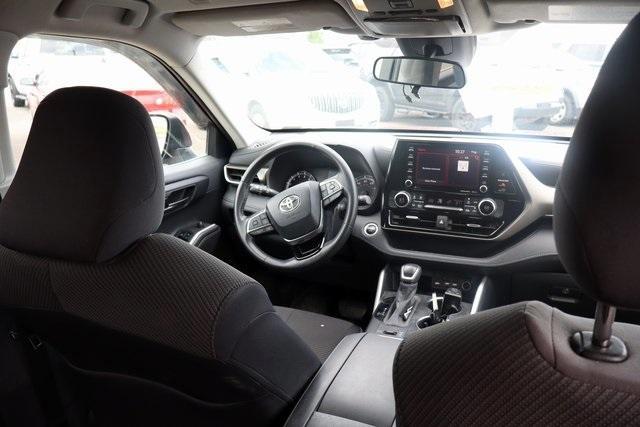 used 2020 Toyota Highlander car, priced at $26,500