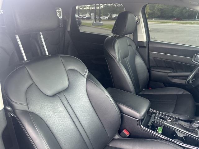 used 2023 Kia Sorento car, priced at $29,500